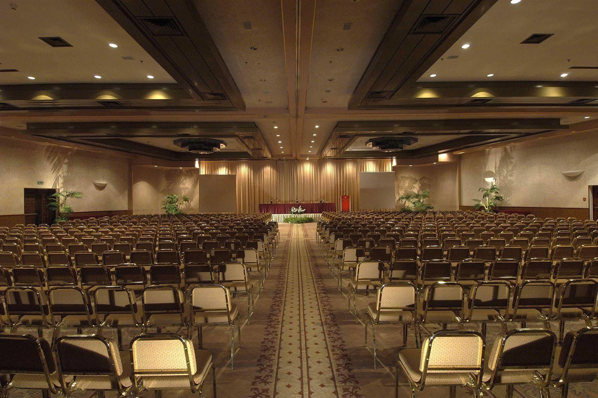 Conference Florentia Hotel Флоренция Екстериор снимка